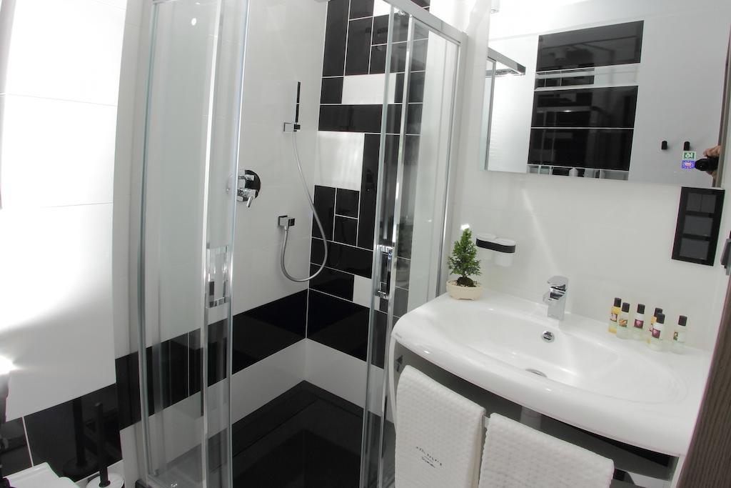 Alex Palace Dziwnow Phòng bức ảnh